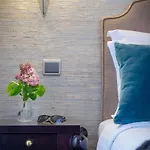 Delavigne Hotel 3*