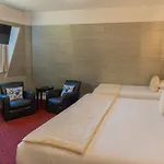 Delavigne Hotel