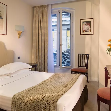Hotel Delavigne 3*