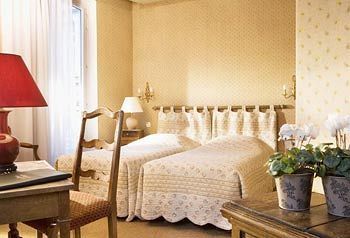 Hotel Delavigne Paris